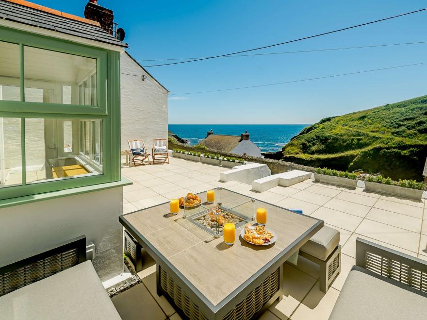 Cottage in Portloe, South Cornwall