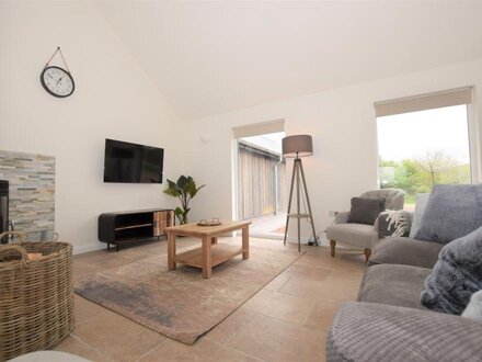 Log Cabin in Talybont-on-Usk, Mid Wales