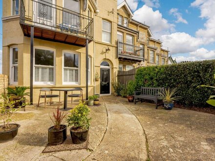 Apartment in Freshwater, Isle of Wight