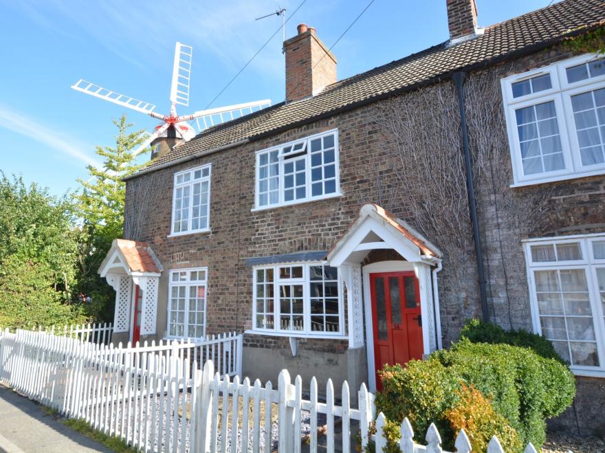 Cottage In Lincolnshire