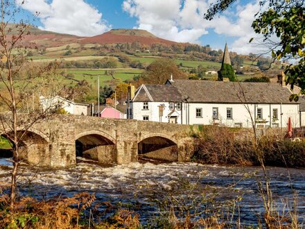 Cottage in Crickhowell, Mid Wales