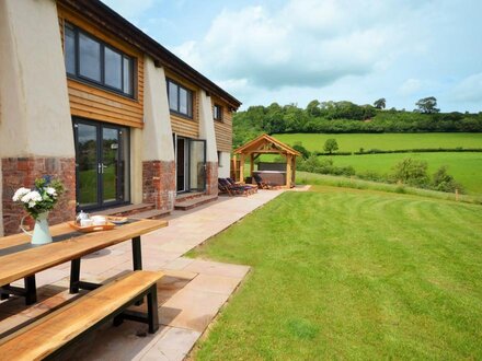 Barn in Tiverton, Mid and East Devon