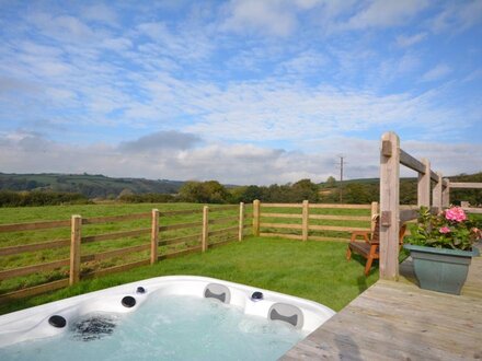 Log Cabin in Uplowman, Mid and East Devon