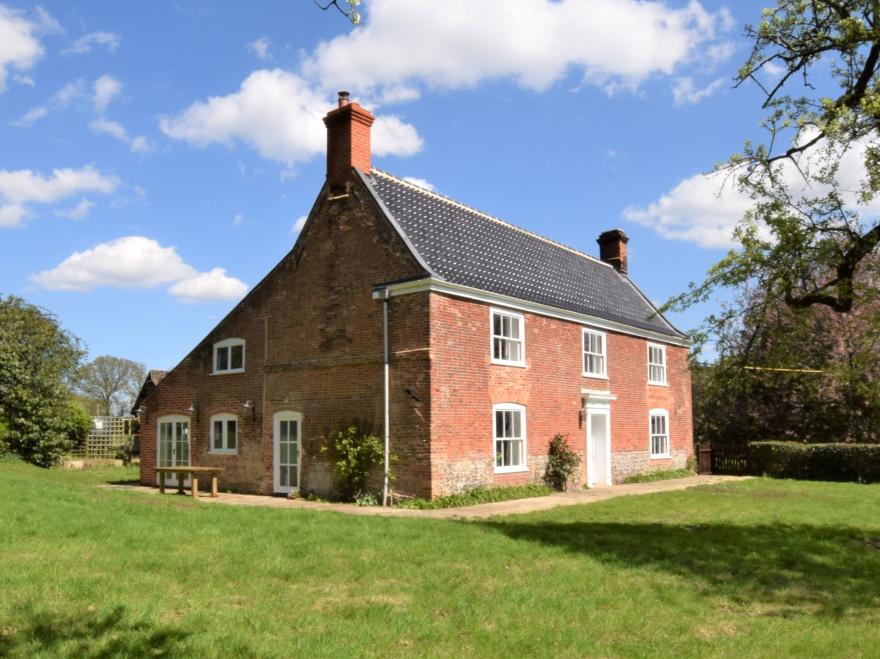 Cottage In Norfolk