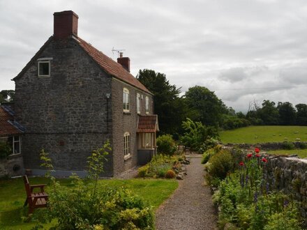 Cottage in Wotton-under-Edge, Gloucestershire