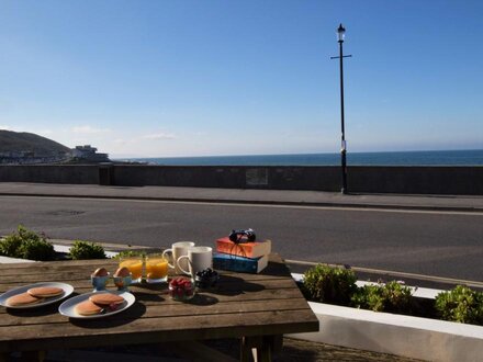 Apartment in Westward Ho!, North Devon