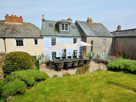 House in Cawsand, South Cornwall