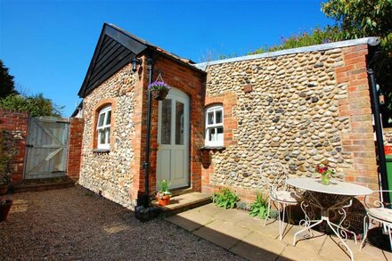 Courtyard Cottage