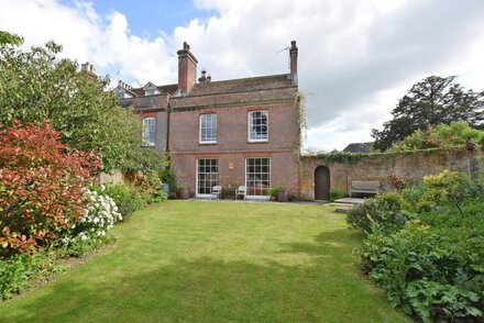 West Wing, The Manor House