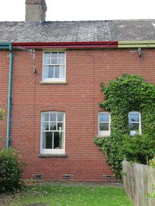 2 Coastguard Cottages