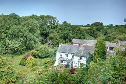 Mannacott Farm