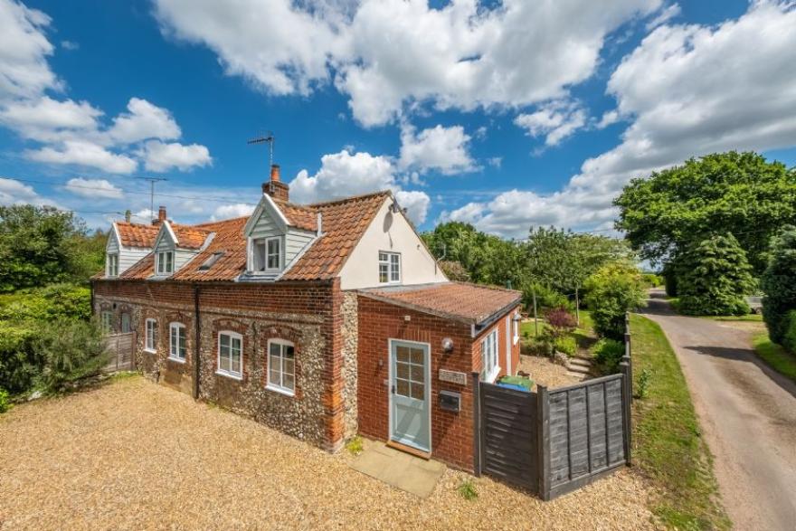 Eastmere Cottage