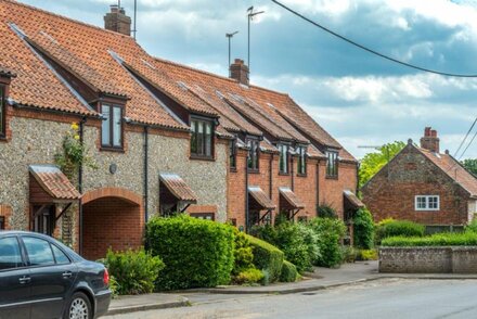 4 Langford Cottages