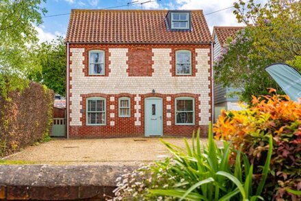 Blossom Cottage