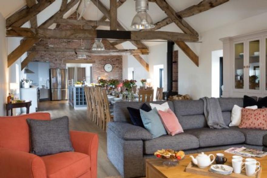The Barn at Plas Ashpool (8)