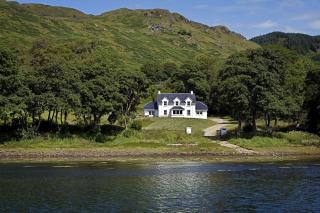 Fearnach Bay House