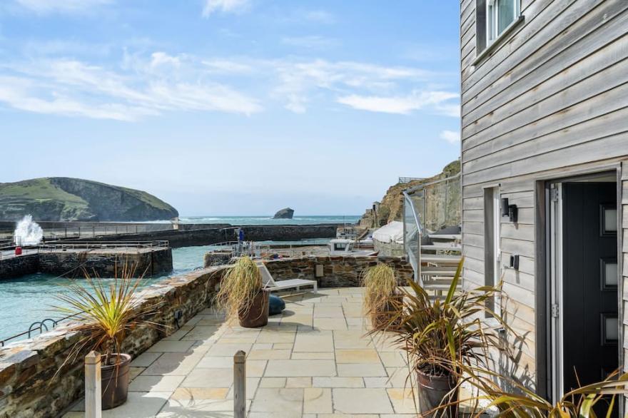 The Perfect Luxury Coastal Property To Enjoy This Magnificent Location