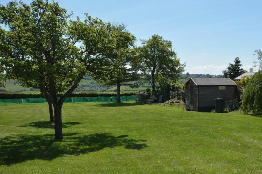 Stylish ground floor conversion near Bath and Priston with outstanding views