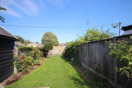 Idyllic fisherman's cottage on Kingsdown beach with lovely garden - Mary's Cottage