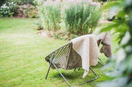 Temple Guiting Cottage - sleeps 10 guests  in 5 bedrooms