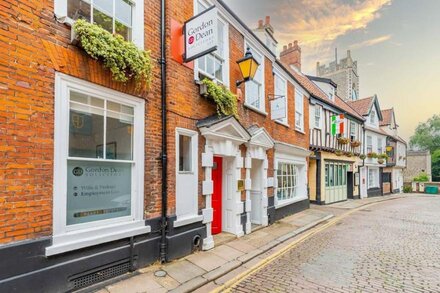 Princes Cottage | Fantastic Quirky Cottage in the Centre of Norwich