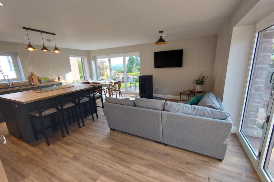 Stunning spacious barn, Ullswater & Pooley Bridge