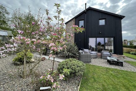 Stunning spacious barn, Ullswater & Pooley Bridge