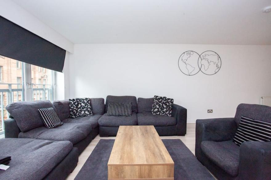 Merchant City Flat with Private Parking