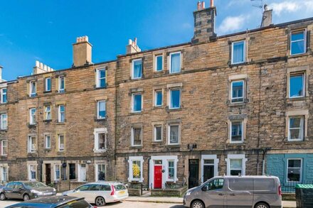 amazing apartments - Dalgety St near Holyrood