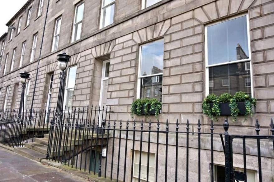 Luxury Retreat in the City Centre for a Great Price