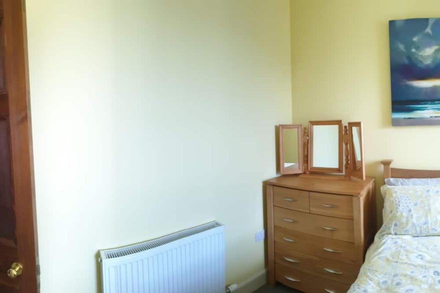 City Centre.   2 Double Bedrooms.   Free Parking.