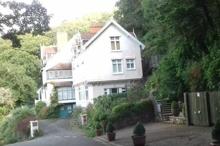 WOODY BAY FALLING WATER | 2 Bedrooms | Stunning Ocean Views | Heart of Exmoor