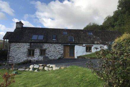 Low Farm & Duddon View Barn. Beautiful farmhouse and adjoining barn conversion