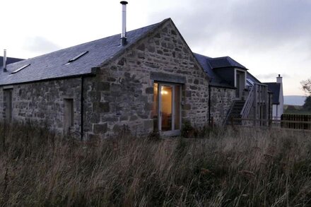 The Castle Byre, self-catering accommodation next to historic Auchindoun Castle