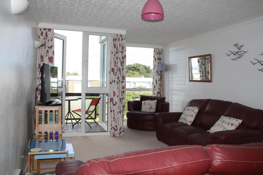 BUNTING BRIXHAM - Beautiful Marine Town House With Extensive Sea Views