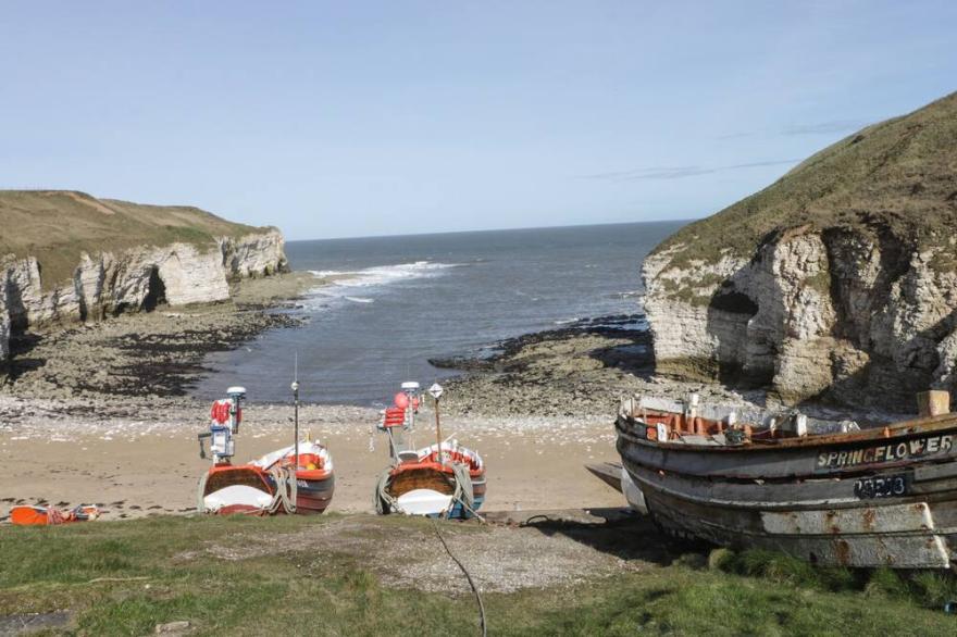 HARRYS COTTAGE, Family Friendly In Flamborough