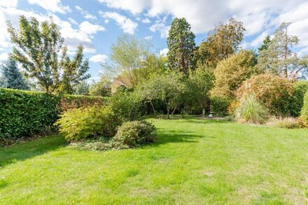 Barn End, Paxford - sleeps 6 guests  in 3 bedrooms