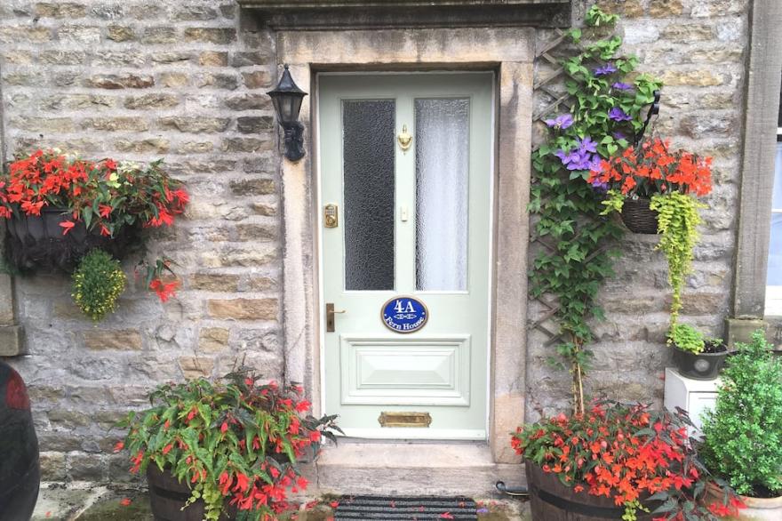 Fern House, Grassington; Central Yet Parking & Quiet, Light & Period Elegance