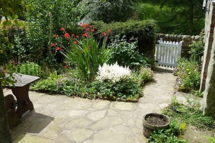 Beautiful Cottage In Hebden, Nr. Grassington, Wharfedale, Yorkshire Dales