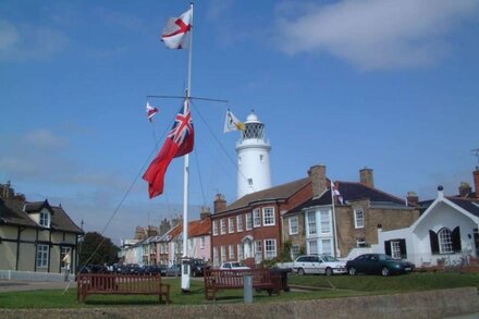 Lighthouse View Cottage