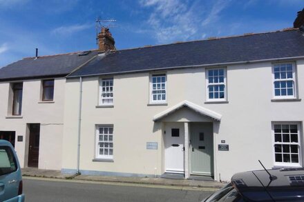 Traditional Renovated Stone Cottage within St Davids