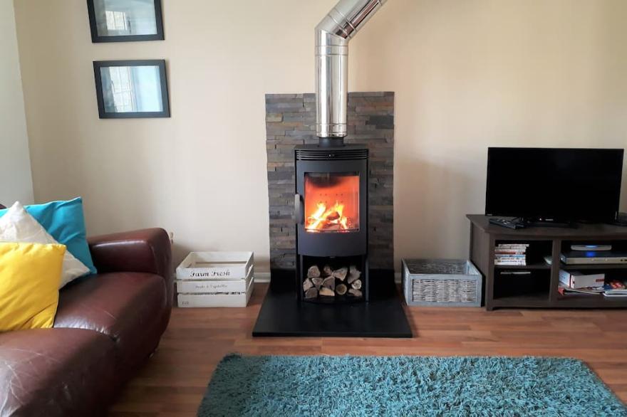 Pet and family friendly house in Crantock, near the beach and village centre