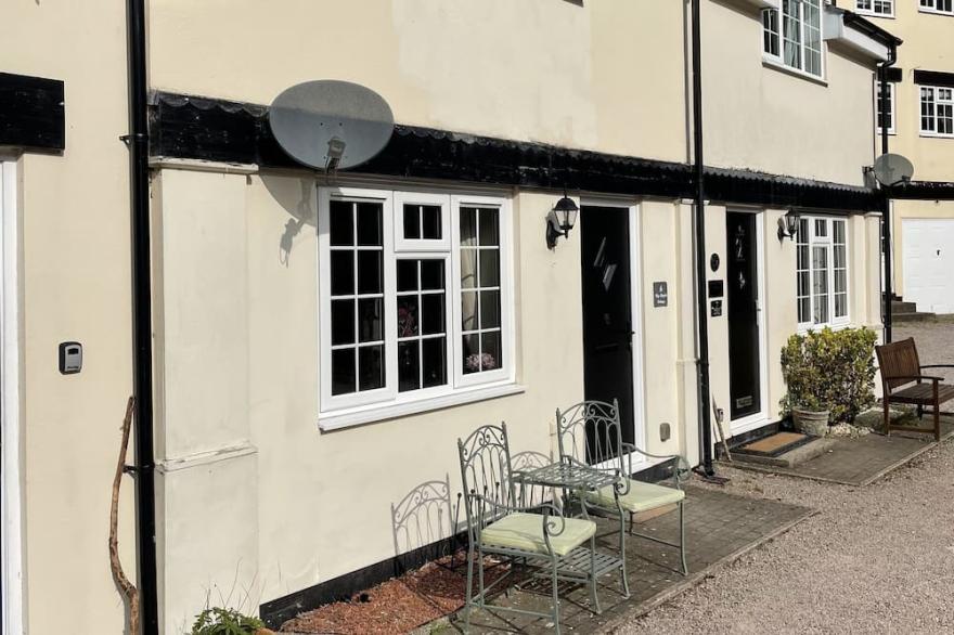 A terraced mews cottage close to the banks of the River Wye with beautiful views