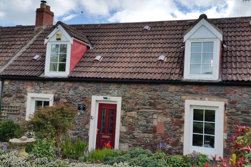 2 bedroom period cottage in charming seaside village