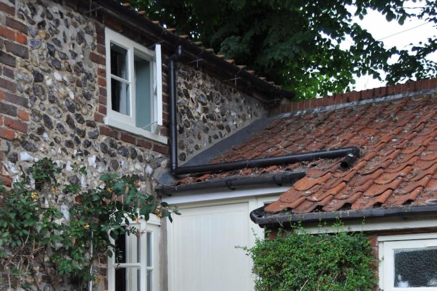 Cottage In Brampton (Near Aylsham), Norfolk