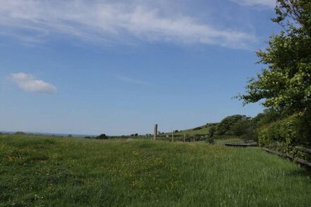 FLORENCE COTTAGE, pet friendly, country holiday cottage in Hinderwell