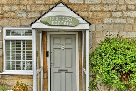 Cloggers Cottage - A cosy escape in Darley. Book today!