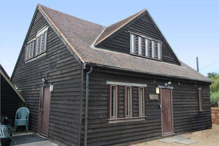 Large detached 4 bedroom Barn Conversion