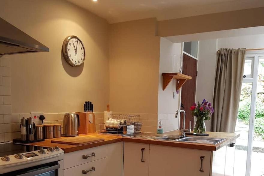 Large Stone Cottage In Mature South Facing Garden Enjoying Stunning Views