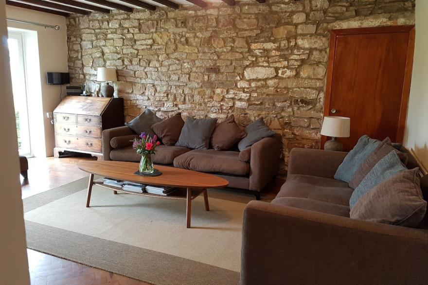 Large Stone Cottage In Mature South Facing Garden Enjoying Stunning Views